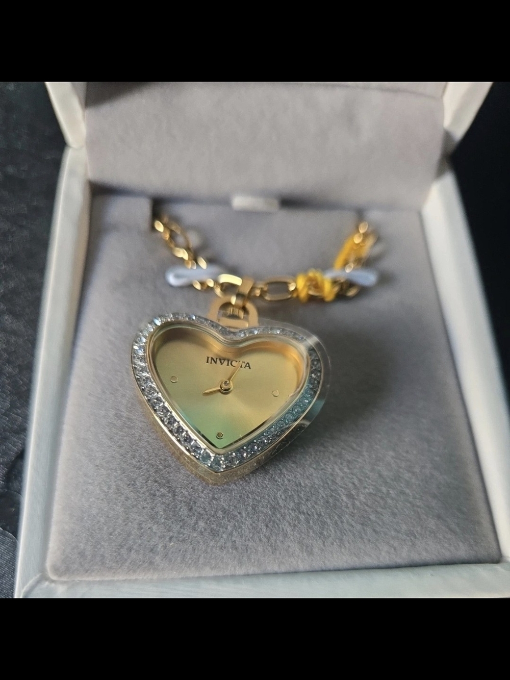 49938 Invicta Mini Angel Heart Pendant Watch Necklace Gold Dial 27.5mm - Picture 1 of 4